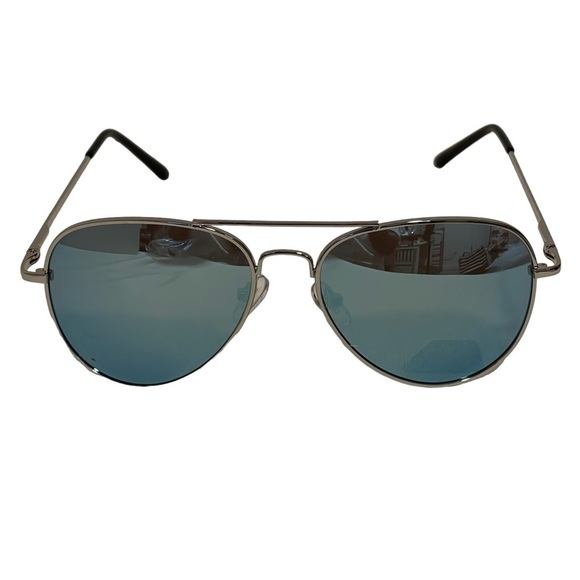 Accessories - Unisex Sunglasses 100% UV protected Polarized Silver Frame/Blue Lens